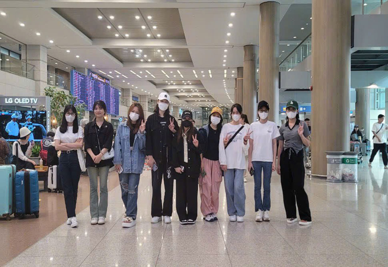 Học viên Việt Star tại sân bay Incheon 