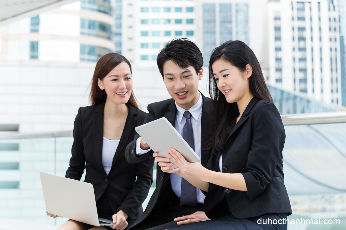 DU HỌC NHẬT BẢN NÊN CHỌN NGÀNH NÀO?